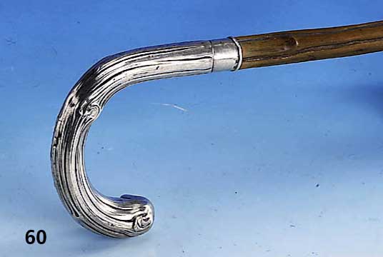 Spazierstock, deutsch, SchwÄbisch-GmÜnd um 1900, 800er Silber, mit Monogr., Eichen- laubdekor, Schuß Rotbuche, L. ca. 87 cm