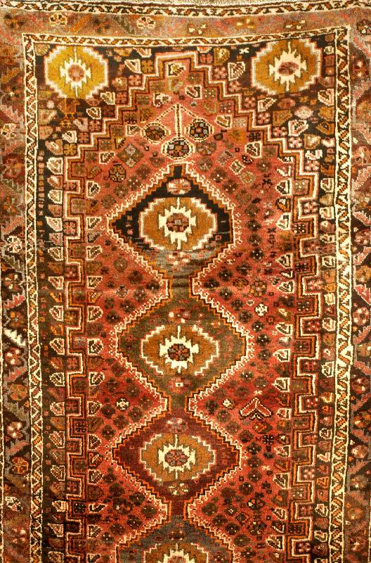 Ghaschgai, Persien, ca. 30 Jahre, Wolle auf Wolle, ca. 310 x 115 cm, SchÄtzwert: 720.- EUR O. Insgesamt guter Erhaltungszustand.