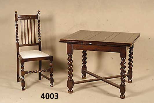 Ausziehspeisetisch mit 4 StÜhlen, England, 20er Jahre, nach dem Vorbild von 1870, Eiche massiv, gedrechselte Beine, goudronierte SÄulen, Beine ...