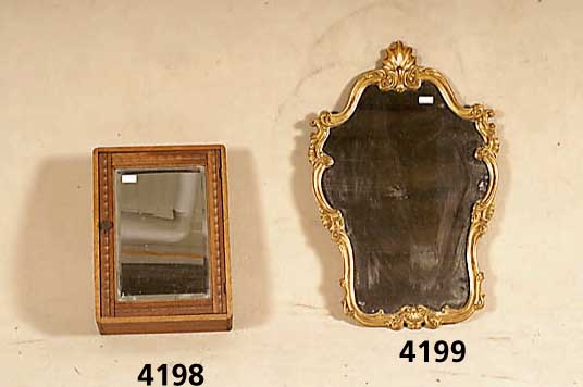 Wandspiegel, einfache Spiegelplatte, sehr dekorativer, prunkvoller Barockstilrahmen, ca. 76x50 cm