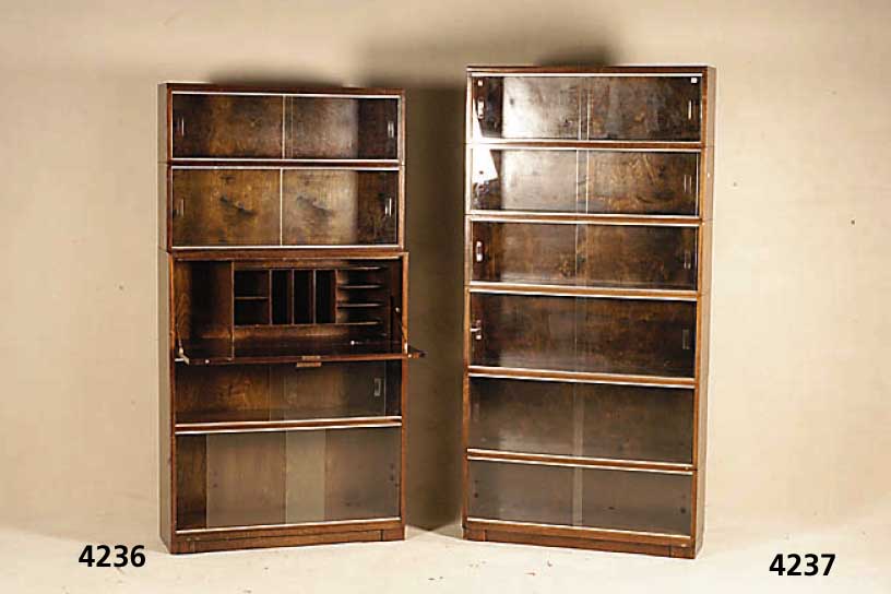 Vielzweck-BÜcherschrank, England, um 1920, System mini Oxford, Rotholz, verglaste Schie- betÜren, schÖnes praktisches MÖbel, Gebrauchs- spuren, ...