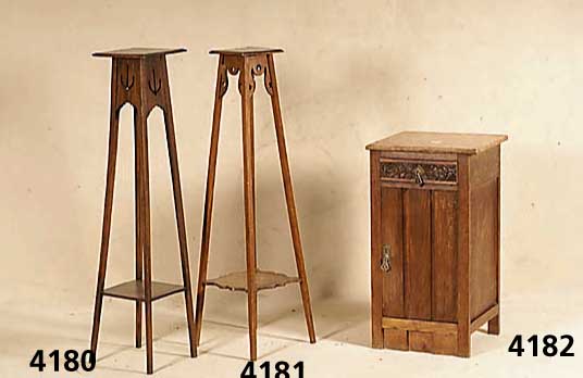BlumensÄule, deutsch um 1905, Jugendstil, Eiche massiv, Eiche furniert, Zierteile in Durchbrucharbeiten, Gebrauchsspuren, fragil, sollte neu ...