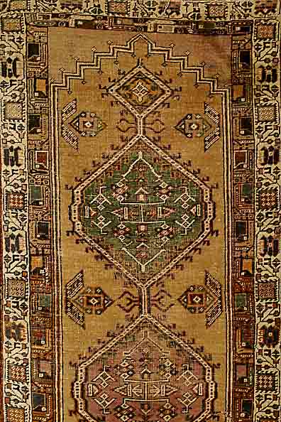 Sarab Alt, Persien, um 1900, Wolle auf Baumwolle, ca. 380 x 90 cm, SchÄtzwert: 850.- EURO, EHZ: 4-5