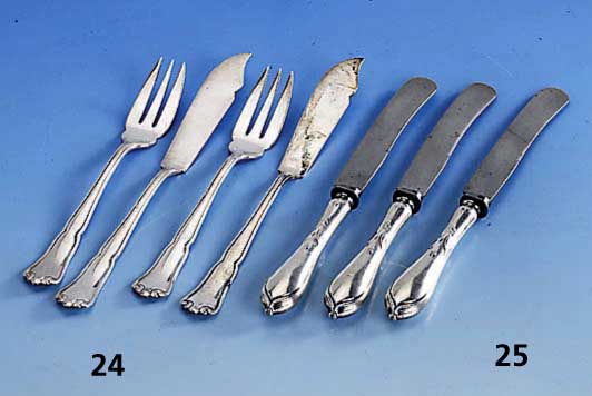 6 FrÜhstÜcksmesser, deutsch um 1900, Prof. Leven, 800er Silber, reiner Jugendstil, Koch & Bergfeld, vgl. Bestecke des Jugend- stils, S. 48, Nr. ...