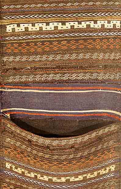 Satteltasche Sumakh, Usbekistan, um 1920, Wolle auf Wolle, ca. 101 x 45 cm, SchÄtzwert: 900.- EURO, EHZ: 2