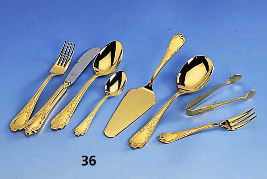 Besteck fÜr 12 Personen, 24 kt hartergoldet, Barockstil, bestehend aus: 12 MenÜlÖffel, 12 MenÜgabeln, 12 MenÜmesser, 12 KaffelÖffel, 12 ...