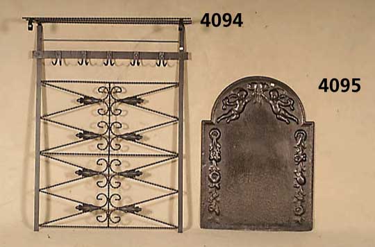 Gaderobe, Schmiedeeisen, zum am die Wand hÄngen, zeitlos, Alters- und Gebrauchsspuren, ca. 113x88x28 cm