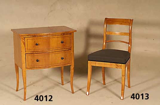 4 StÜhle, Biedermeierstil, Kirschbaum massiv , sehr stabil, nach altem Vorbild, gut gear- beitet, wohnfertiges StilmÖbel, ca. 88x47x42 Sh 48 St ...
