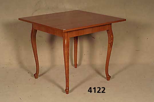 Tisch, deutsch, Gestell um 1900/20, Platte erneuert, Kirschbaum massiv, Platte Korpus Weichholz, Kirschbaumfurnier, Aufbau sehr harmonisch, Beine ...