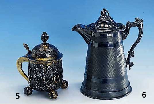 Weinkanne um 1864, wohl WMF fÜr den engl. Markt gefertigt, min. Delle, ursprÜngliche WÄrmeflasche fÜr Wein, Metall versilbert, H. ca. 32 cm