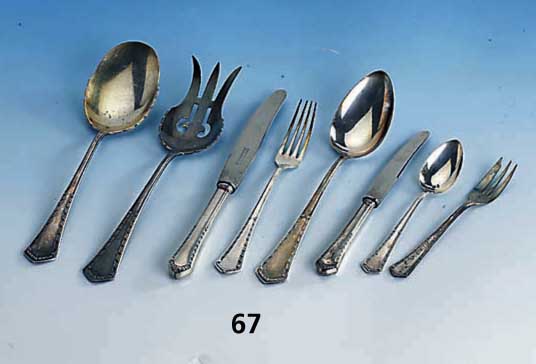 47-teiliges Besteck, deutsch um 1910, 800er Silber, Meistermarke Richard KÖberlin, DÖbeln, MÄanderdekor, best. aus: 6 FrÜhstÜck- messser, 6 ...