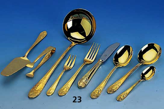 Besteck fÜr 12 Personen, Solingen, 24 kt hartvergoldet, best. aus: 12 Messer, 12 Gabeln, 12 LÖffel, 12 KaffeelÖffel, 12 Kuchengabeln, ...