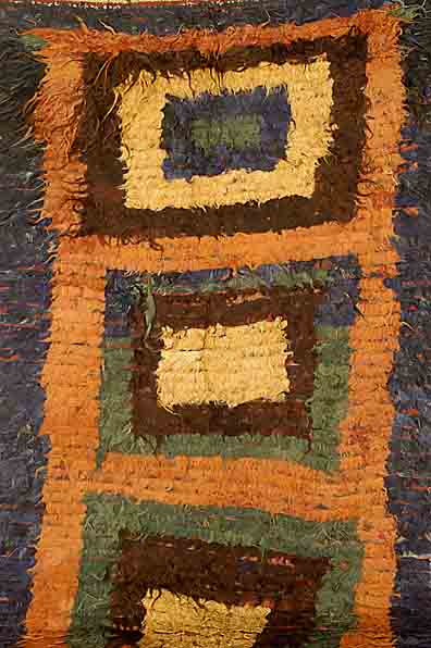 TulÜ, Persien, um 1900, Wolle auf Wolle, ca. 375 x 140 cm, SchÄtzwert: 2500.- EURO, EHZ: 3, selten