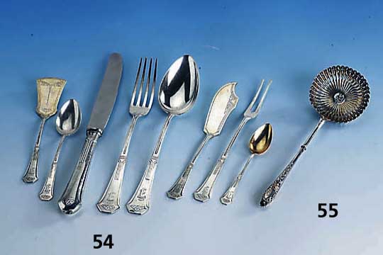 35-teiliges Besteck, deutsch um 1900, 800er Silber, Lutz & Weiss, Pforzheim, Bes.-Monogr. L.E., reiner Jugendstil, best. aus: 4 Messer (Griffe ...
