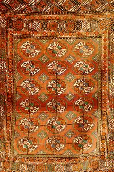 Tekke, Rußland, ca. 50 Jahre, Wolle auf Wolle, ca. 150 x 109 cm, SchÄtzwert: 900.- EURO, EHZ: 2-3