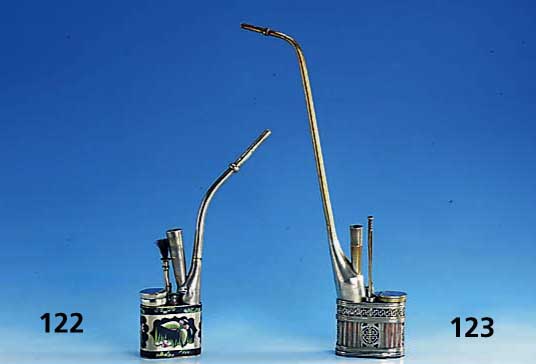 Opiumpfeife, um 1900, Silbersud, Einlagen in Grubenschmelztechnik, bunte Blumen min. besch., H ca. 26 cm