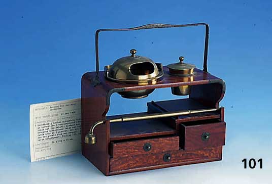 Medizin- bzw. RaucherschrÄnkchen, China um 1900, Mahagoni/Rotholz, Monturen Messing, 3 SchÜbe, Gebr.-Spuren, ca. 15 x 22 x 12 cm