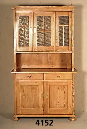 KÜchenschrank, deutsch, um 1910, Weichholz massiv, gelaugt und gewachst, qualitÄtvolles MÖbel, ohne SchlÜssel, ca. 200x118x56 cm