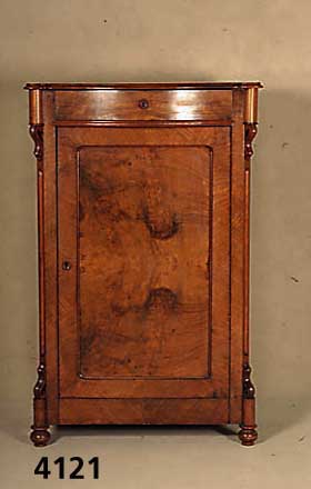 Vertiko, deutsch, um 1860/70, Louis Philippe , Korpus Weichholz, Mahagonifunier gespiegelt, 1-tÜrig, eine Schublade, Gebrauchsspuren, sonst ...