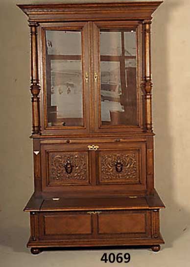 Truhenbank-AufsatzmÖbel, deutsch, um 1880, GrÜnderzeit, Korpus Weichholz, Trage- und Zierteile Eiche massiv, Mitte Rahmenfassung mit Maskaron ...
