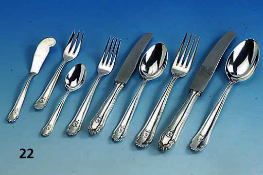 57-teiliges Besteck, deutsch, Bruckmann, Heilbronn, 30er Jahre, 800er Silber, Bes.-Monogr., best. aus: 6 Messer (Griffe gefÜllt, Klingen Stahl), ...