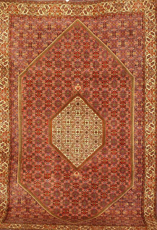 Bidjar, Persien, ca. 10 Jahre, Wolle auf Baumwolle, ca. 315 x 202 cm, Schätzwert: 4700.- EURO, sehr Strapazierfähig. Ausgezeichn eter ...