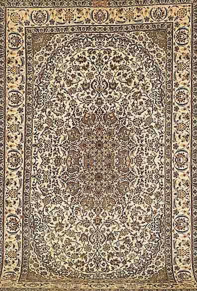 Nain fein sign (Habibian), Persien, ca. 20 Jahre, Korkwolle mit Seide, ca. 308 x 199 cm, SchÄtzwert: 5500.- EURO, ca. 1,0 Mio. Kn/qm, EHZ: 2 .