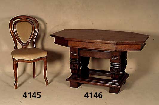 4 StÜhle, deutsch, um 1870, Nußbaum massiv, Louis Philippe, Bezug Mohair, wohl um 1960 neu bezogen, Gebrauchsspuren, ca. 97x50x45 cm, Sh 50, St ...