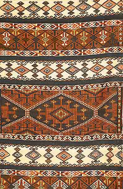 Anatol Kelim, Türkei, um 1900, Wolle auf Wolle, ca. 130 x 77 cm, Schätzwert: 1100.- EURO, EHZ: 2