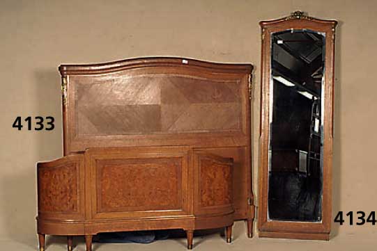 Spiegel, Frankreich, um 1910, Eiche massiv, BronzebeschlÄge, facettierter Spiegel, Spiegel ehemals MitteltÜr einer Frisierkommode, ca. 182x60 cm
