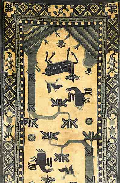 Pao Tow, China, um 1920, Wolle auf Baumwolle, ca. 172 x 36 cm, Schätzwert: 2200.- EURO, EHZ: 2