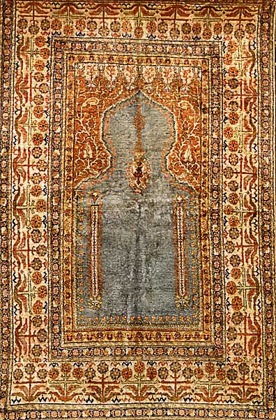 Kayseri, TÜrkei, ca. 50 Jahre, Florseidig auf Baumwolle, ca. 200 x 130 cm, SchÄtzwert: 1450.- EURO, ReinigungsbedÜrftig, EHZ: 2