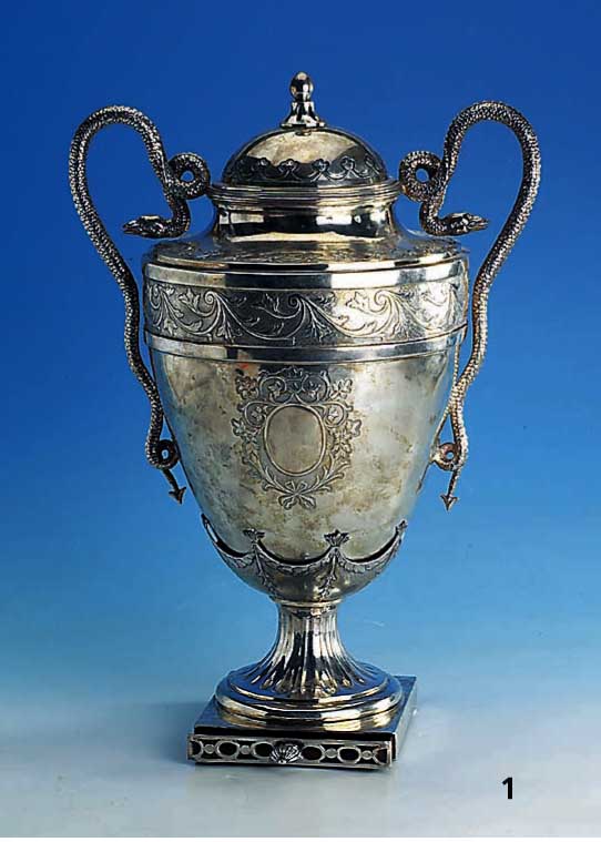 Duftvase, Augsburg um 1799, Silber gepr., Meistermarke Gustav Friedrich Gerich, Meister in Augsburg 1769, gestorben 1808, Witwe fÜhrt die ...