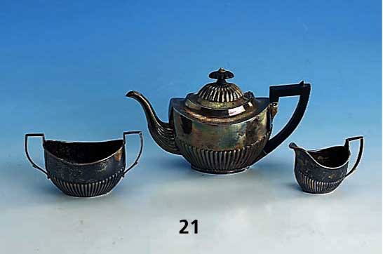 3-teiliges Teeservice, England, Birmingham um 1905, 925er Silber, Meistermarke JR - ungedeutet, klassizistisch, best. aus: Kanne, Griff und Knauf ...