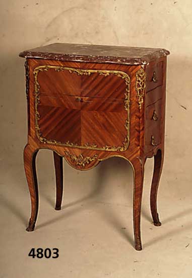KommodenschrÄnkchen, Frankreich, um 1900, Korpus Eiche und Weichholz, Rosenhol gespie- gelt, Metal- bzw. Bronzeappliken in guter ...