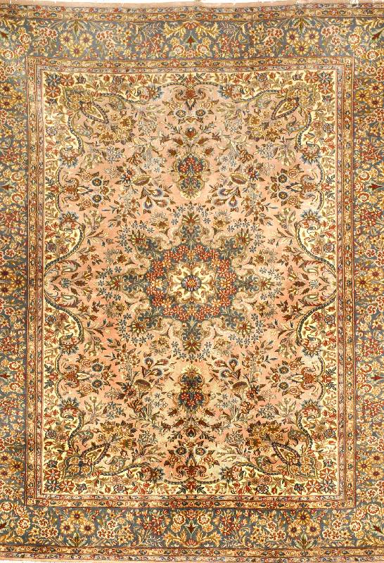 Lawar fein, SÜdpersien, ca. 15 Jahre, Korkw olle, ca. 250 x 200 cm, SchÄtzwert: 2550.- EUR O, Ehz: 2 (sehr guter Zustand). Milde zarte Pa ...