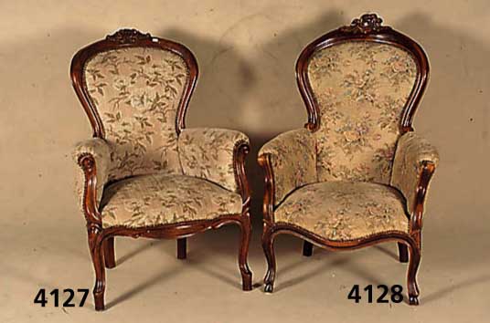 Armlehnsessel, Italien, um 1960, Barockstil, Gestell Buche, nußbaumfarben gebeizt und lackiert, Polsterung und Bezug original, Gobelinbezug, ...