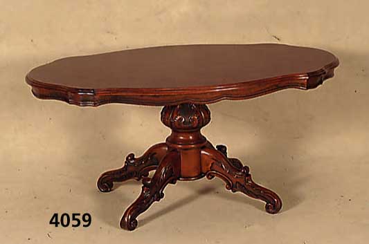 Couchtisch, Italien, um 1960, Louis-Philippe -Stil, Korpus Weichholz, Wurzelnußfurnier, ovale Form, gebogene Zarge, balusterfÖrmiger Fuß aus dem ...