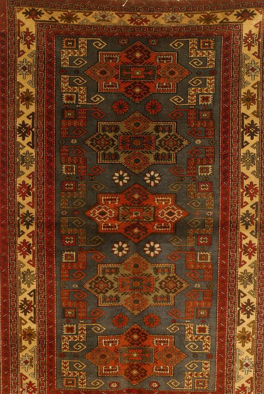 Shirwan, Rußland, ca. 40 Jahre, Wolle auf Baumwolle, ca. 185 x 120 cm, SchÄtzwert: 1200.- EURO, EHZ: 2-3