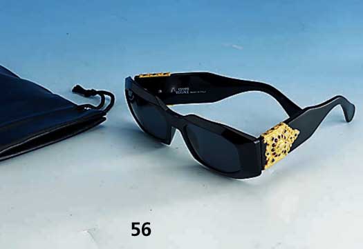 VERSACE-Sonnenbrille Mod. 414/H BÜgel seitl. mit typ. Versace-Applikation und buntem Straßbesatz, kaum getragen, orig. Futeral, SammlerstÜck