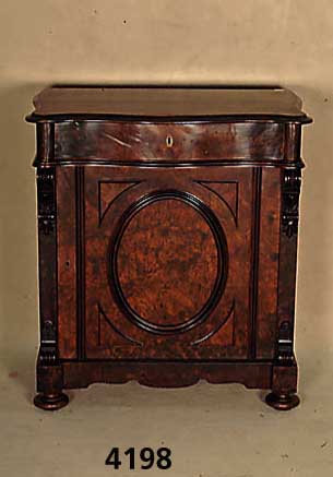 Halbschrank, Holland, um 1860, Louis- Philippe, Korpus Weichholz, Nußbaum- und Wurzelnußfurnier, 1-tÜrig, mit ovaler FÜllung, sehr schÖne ...