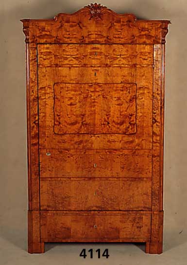 Schrank, deutsch, um 1860, Korpus Weichholz, Birkefurnier, Louis Philippe Stil, seitlich abgeplattet, 1-tÜrig, sogenannter Blender, poliert, ...