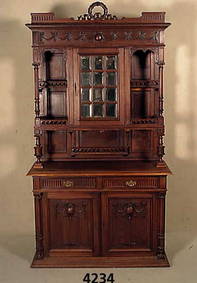 Vielzweckschrank, Frankreich, um 1890/1900, Umkreis von Dijon, eklektizistischer Stil, Elemtente des Klassizismus und des Barock mit der ...