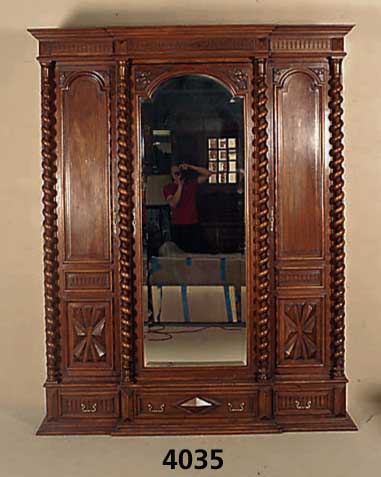 Kleider bzw. Vielzweckschrank, deutsch, um 1880/85, typischer franzÖsischer Renaissance stil, mit Barockelementen, Nußbaum massiv, ...
