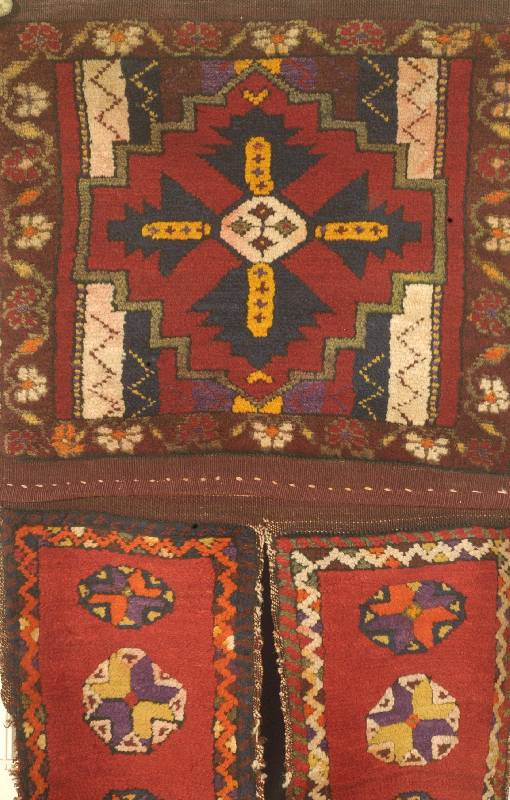 Doppeltasche, Anatolien, ca. 50 Jahre, Wolle auf Wolle, ca. 142 x 51 cm, Schätzwert: 650.- EURO, EHZ: 2