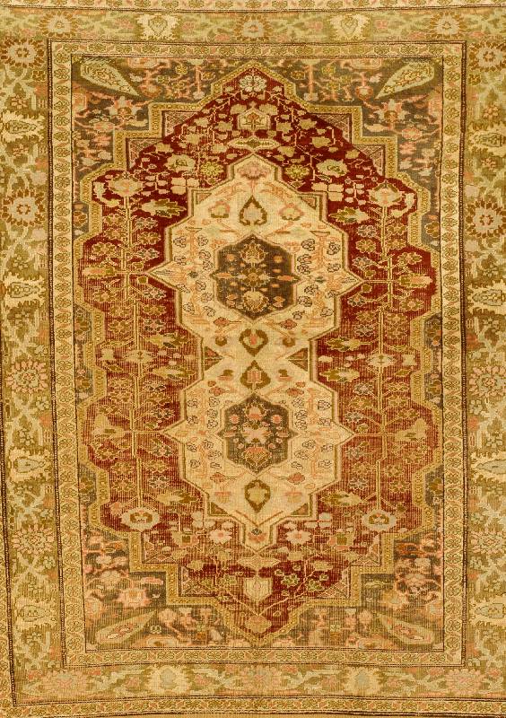 Kayseri Seide, TÜrkei, um 1920, reine Naturseide, ca. 158 x 124 cm, SchÄtzwert: 650.- EURO, EHZ: 4-5