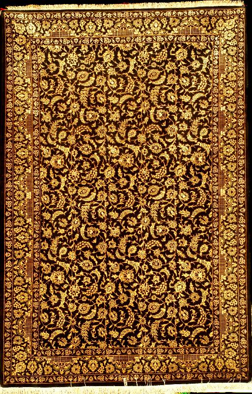 Ghom Seide fein, Zentralpersien, ca. 10 Jah re alt, schÖne und sehr feine glanzreiche Natu rseide, ca. 197 x 131 cm, SchÄtzwert: 11000,- EURO, ...