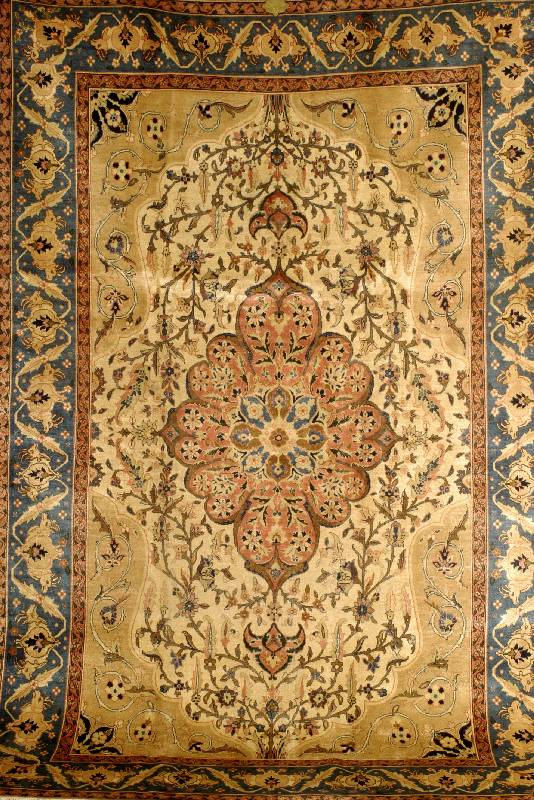 Esfahan Mobareke, Persien, ca. 50 Jahre, Wolle auf Baumwolle, ca. 316 x 203 cm, SchÄtzwert: 2100.- EURO, EHZ: 4