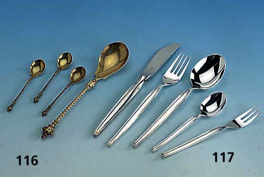 Dessert-/Eisbesteck, deutsch, Hamburg um 1895, 800er Silber, Koch & Bergfeld, Darst.: im Renaisancestil, gedrehter Griff Abschluß: Maskaron, mit ...