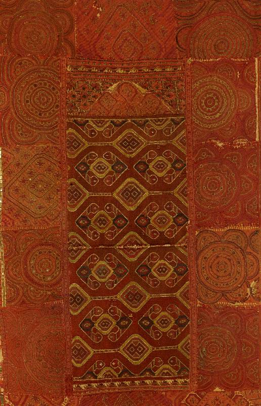 Stickerei, Griechische Inseln, um 1870, Wolle Metall Seide auf Baumw, ca. 121 x 72 cm, SchÄtzwert: 950.- EURO, EHZ: 3-4